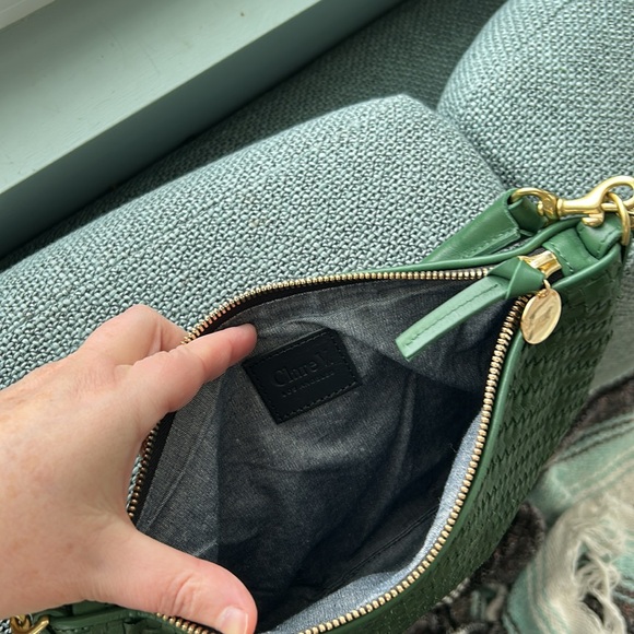 Clare V. Petite Moyen bag in evergreen woven zig zag - Picture 3 of 3